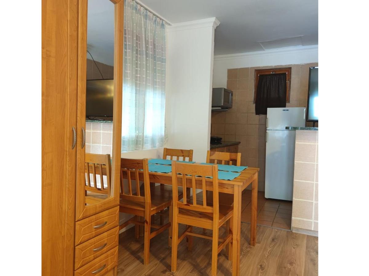 Emese Apartman Хайдусобосло Экстерьер фото