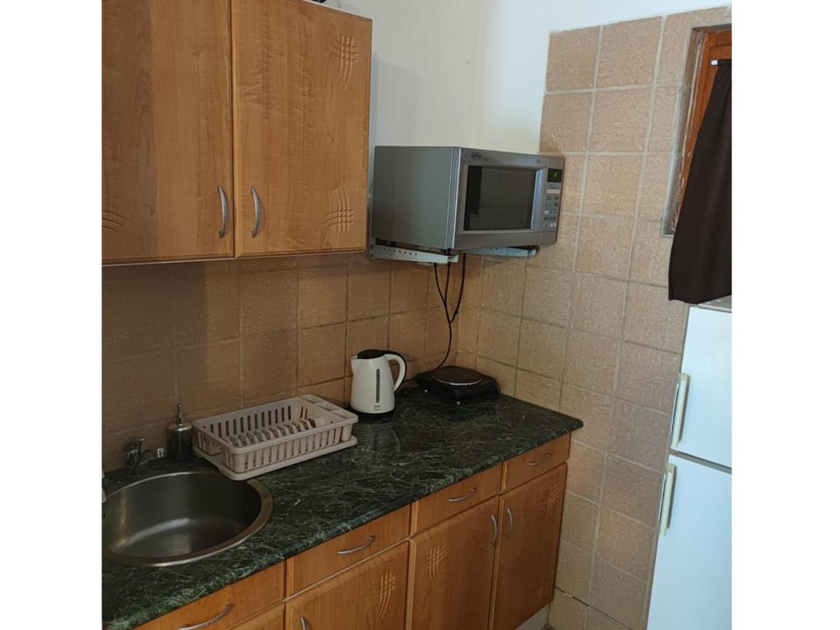 Emese Apartman Хайдусобосло Экстерьер фото