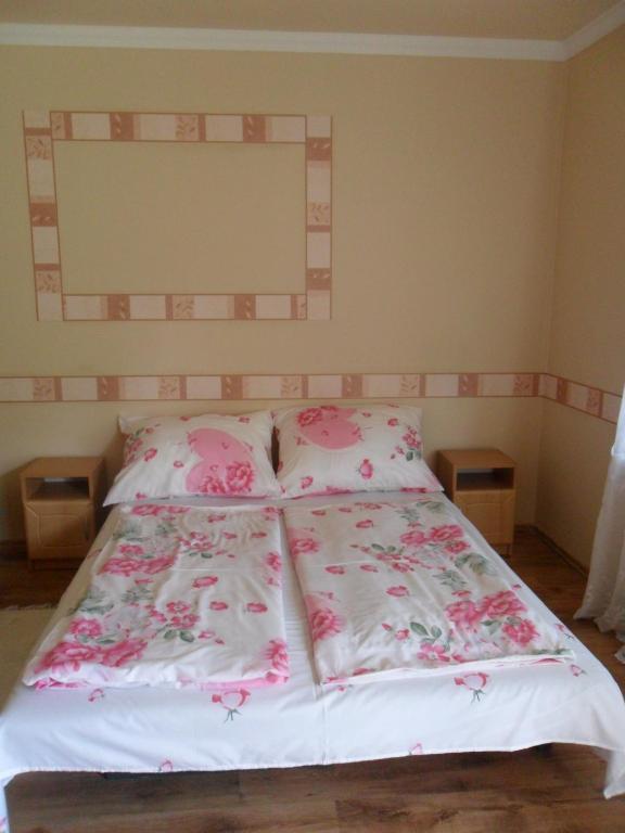 Emese Apartman Хайдусобосло Номер фото