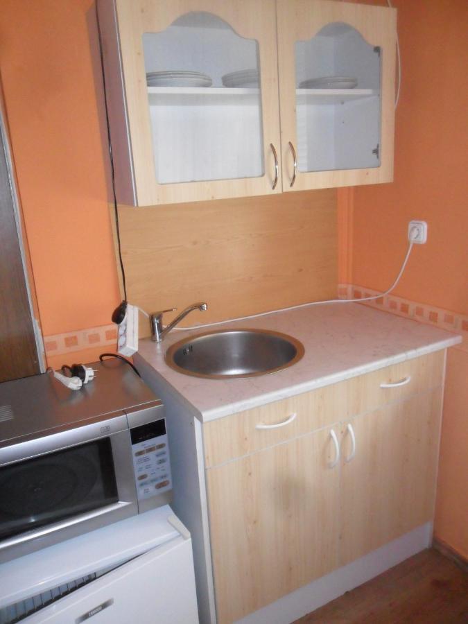 Emese Apartman Хайдусобосло Экстерьер фото